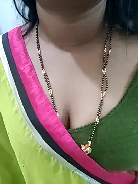 Snapshot of Ramya_456 chatting on 06/01/26, 03:41 Ramya 456 online show from 06/01/26, 03:41