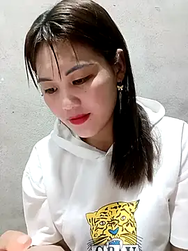 Snapshot of meg_06 chatting on 03/28/26, 01:22 meg 06 online show from 03/28/26, 01:22