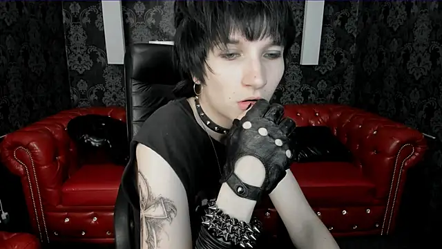 AdonBev online show from 07/25/26, 08:34