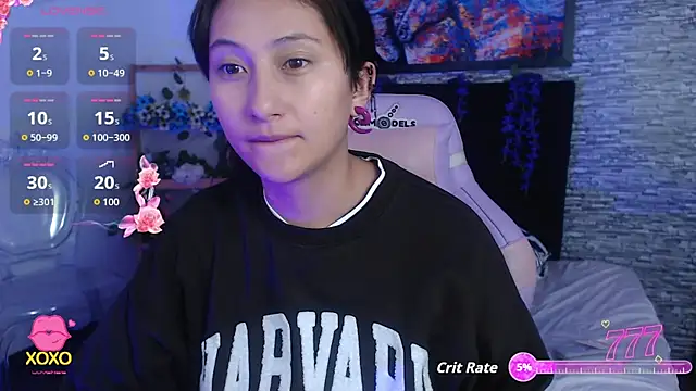 Snapshot of eyes_moonn chatting on 05/29/26, 12:25 eyes moonn online show from 05/29/26, 12:25