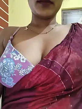 Snapshot of Rubina_Love chatting on 06/09/26, 12:11 Rubina Love online show from 06/09/26, 12:11