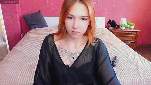 Lisa mano online show from 06/11/26, 12:47