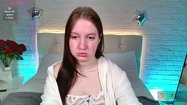 Snapshot of Elisabeth_Binder chatting on 05/20/26, 03:56 Elisabeth Binder online show from 05/20/26, 03:56