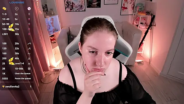 Elisabeth Binder online show from 07/10/26, 03:33