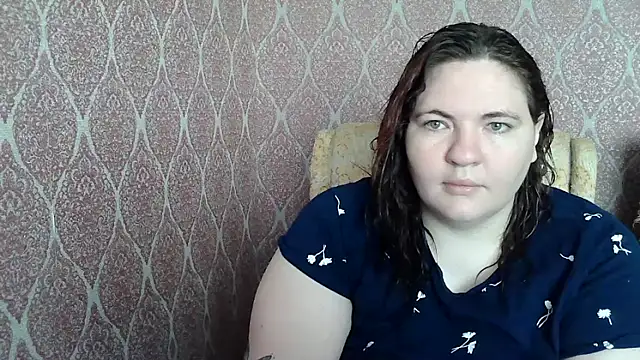 Snapshot of ElviraOreilllyX chatting on 04/13/26, 05:24 ElviraOreilllyX online show from 04/13/26, 05:24