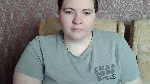 Snapshot of ElviraOreilllyX chatting on 04/28/26, 05:12 ElviraOreilllyX online show from 04/28/26, 05:12