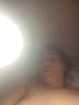 Melanie-beaute online show from 04/05/26, 01:25