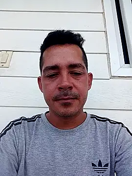 Gabriel leon33 online show from 06/04/26, 08:15