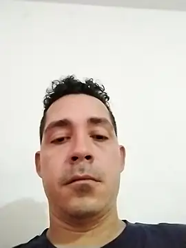 Gabriel leon33 online show from 06/08/26, 06:52