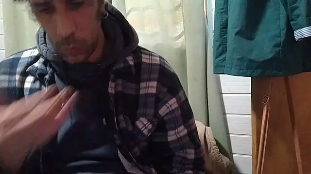 Snapshot of VladTepeslll chatting on 07/23/26, 04:49 VladTepeslll online show from 07/23/26, 04:49