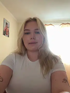 cutiejuliee online show from 06/06/26, 02:22