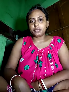 Snapshot of puja560 chatting on 04/04/26, 05:43 puja560 online show from 04/04/26, 05:43