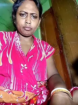 Snapshot of puja560 chatting on 05/13/26, 02:31 puja560 online show from 05/13/26, 02:31