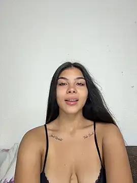 Crissdesire online show from 07/19/26, 02:10