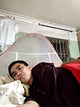 Snapshot of Tinh_love chatting on 04/27/26, 12:47 Tinh love online show from 04/27/26, 12:47