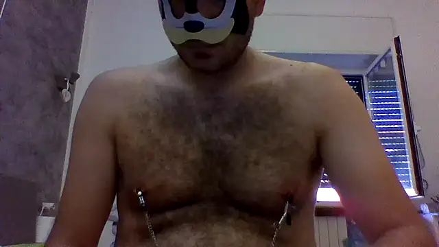 Snapshot of Tony855 chatting on 07/06/26, 09:39 Tony855 online show from 07/06/26, 09:39