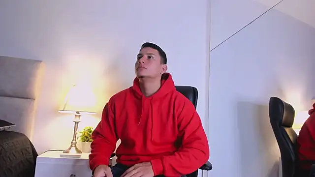 Chriss Diamond online show from 07/12/26, 08:11