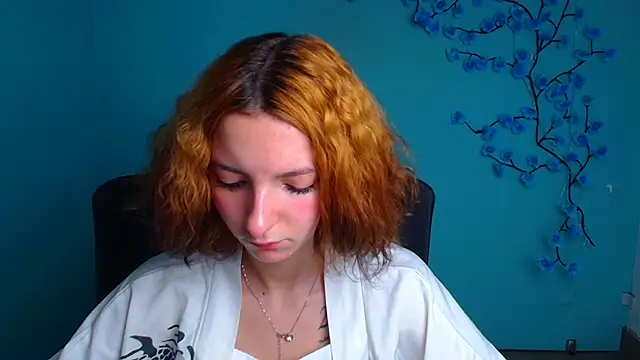Butterfly Milly online show from 06/26/26, 11:36