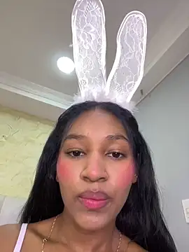 Snapshot of Angelicamayson chatting on 06/05/26, 11:38 Angelicamayson online show from 06/05/26, 11:38