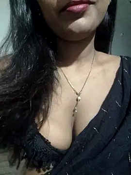 Snapshot of khushi_ji00 chatting on 05/20/26, 07:09 khushi ji00 online show from 05/20/26, 07:09