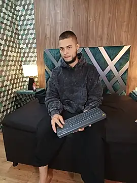 Joaho Fernandez online show from 07/02/26, 03:23