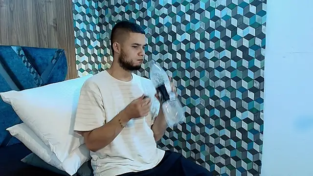 Joaho Fernandez online show from 07/29/26, 08:51