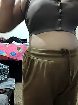 HeartlessGirl online show from 06/13/26, 05:00