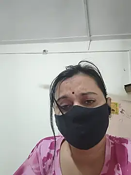 HeartlessGirl online show from 07/26/26, 07:32