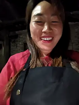 Snapshot of he-se-kin chatting on 04/25/26, 01:41 he-se-kin online show from 04/25/26, 01:41