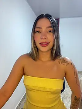 Snapshot of Catalina_bel chatting on 06/11/26, 03:15 Catalina bel online show from 06/11/26, 03:15
