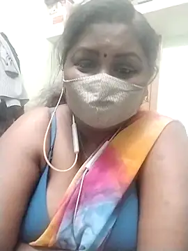 Snapshot of Tamil-Dhara chatting on 04/11/26, 05:06 Tamil-Dhara online show from 04/11/26, 05:06