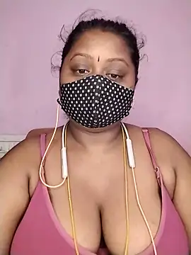 Snapshot of Tamil-Dhara chatting on 06/04/26, 08:09 Tamil-Dhara online show from 06/04/26, 08:09