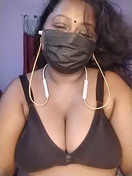 Snapshot of Tamil-Dhara chatting on 06/25/26, 06:23 Tamil-Dhara online show from 06/25/26, 06:23