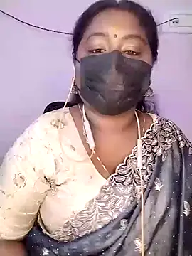 Snapshot of Tamil-Dhara chatting on 07/14/26, 05:18 Tamil-Dhara online show from 07/14/26, 05:18