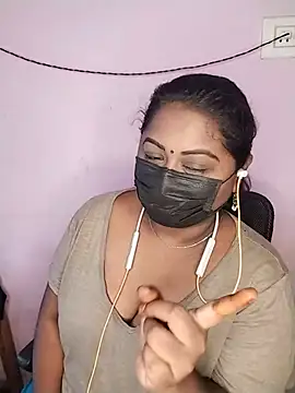 Snapshot of Tamil-Dhara chatting on 08/04/26, 04:59 Tamil-Dhara online show from 08/04/26, 04:59