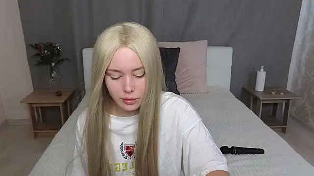 MelissaAvis online show from 07/12/26, 05:31
