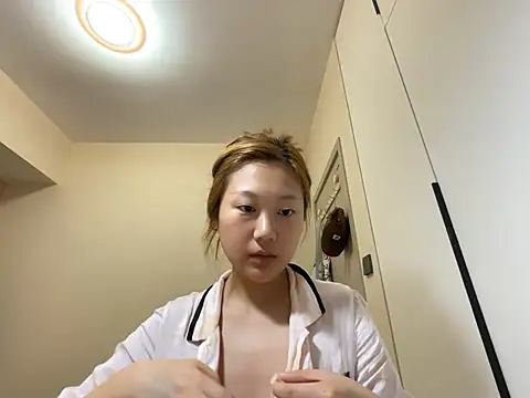 tutu512 online show from 05/16/26, 12:37