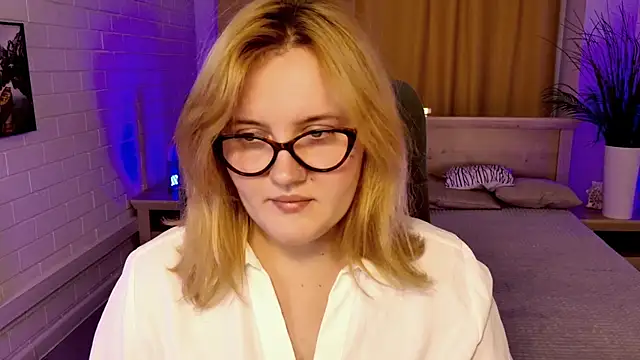 KathyBriggs online show from 07/17/26, 05:36