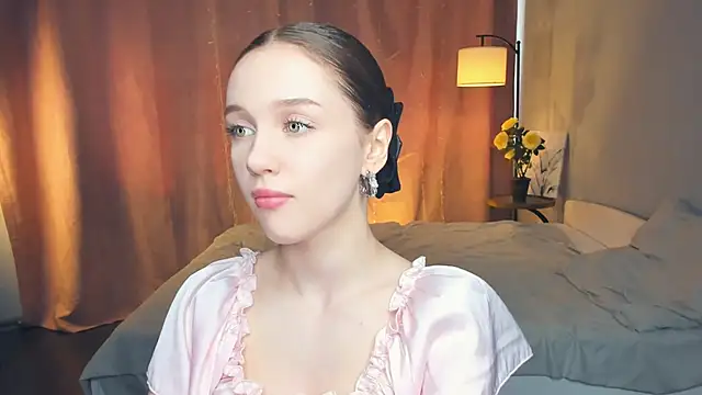Snapshot of SharriSang chatting on 06/11/26, 07:39 SharriSang online show from 06/11/26, 07:39