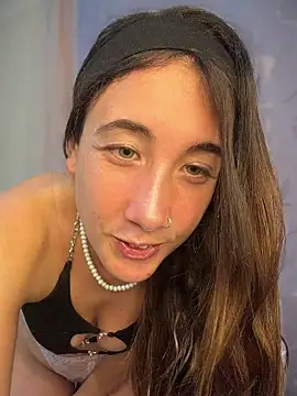 Snapshot of AlissonDavenport chatting on 06/15/26, 10:23 AlissonDavenport online show from 06/15/26, 10:23