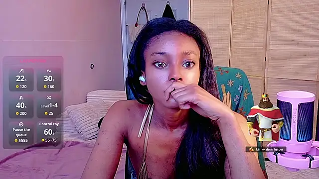 Snapshot of Amber_Fae chatting on 06/16/26, 04:20 Amber Fae online show from 06/16/26, 04:20