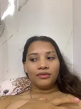 Snapshot of pricila887 chatting on 06/28/26, 05:24 pricila887 online show from 06/28/26, 05:24