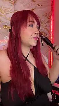 Snapshot of SweetLittleRed chatting on 03/29/26, 11:27 SweetLittleRed online show from 03/29/26, 11:27