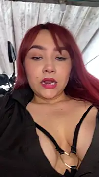 Snapshot of SweetLittleRed chatting on 04/16/26, 03:13 SweetLittleRed online show from 04/16/26, 03:13