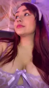 Snapshot of SweetLittleRed chatting on 06/06/26, 10:20 SweetLittleRed online show from 06/06/26, 10:20