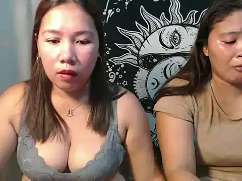 Snapshot of hotpussy_08 chatting on 04/25/26, 12:46 hotpussy 08 online show from 04/25/26, 12:46