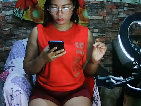 honey krishia online show from 07/11/26, 02:47