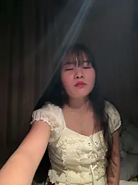 Snapshot of Naked-xx chatting on 05/21/26, 03:52 Naked-xx online show from 05/21/26, 03:52