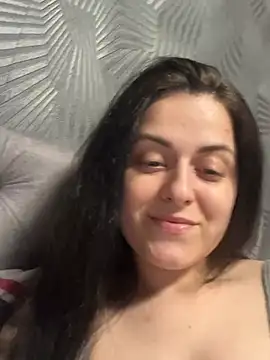 Snapshot of Velliaa chatting on 05/20/26, 08:26 Velliaa online show from 05/20/26, 08:26