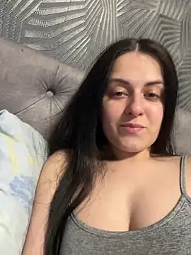 Snapshot of Velliaa chatting on 06/01/26, 06:53 Velliaa online show from 06/01/26, 06:53